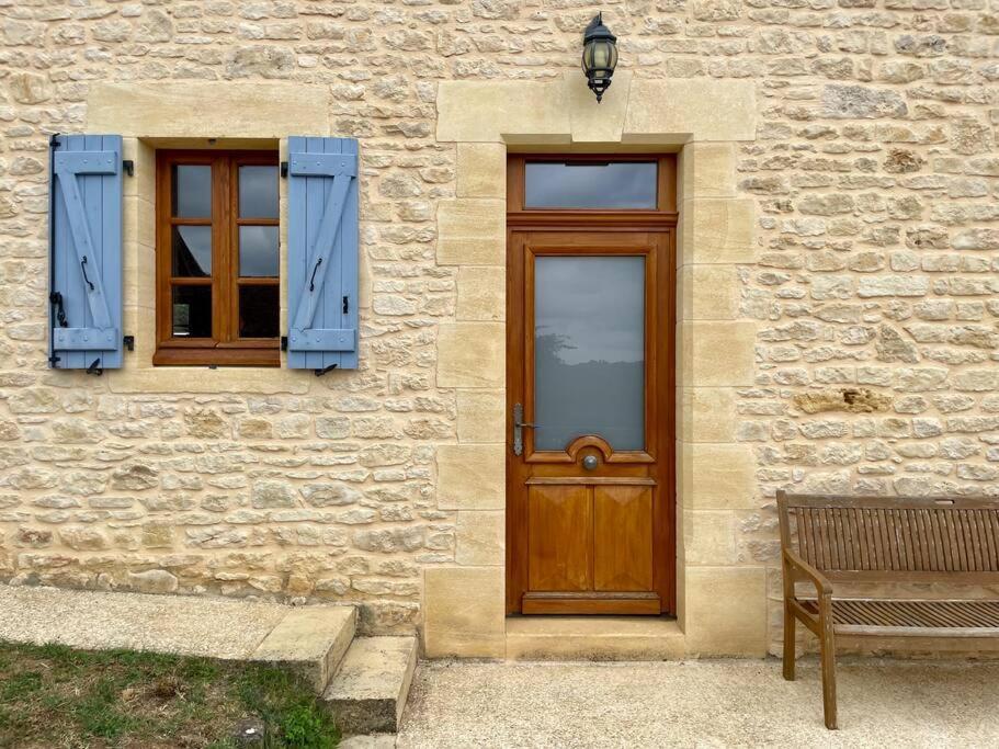 Charming 19Th Century Farmhouse With Pool Vitrac  Luaran gambar