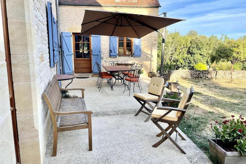 Charming 19Th Century Farmhouse With Pool Vitrac  Luaran gambar